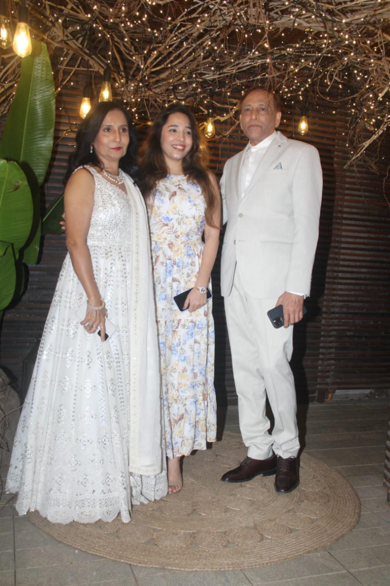 Kartik Aaryan's parents and sister were also at the party and were seen in all-white outfits
