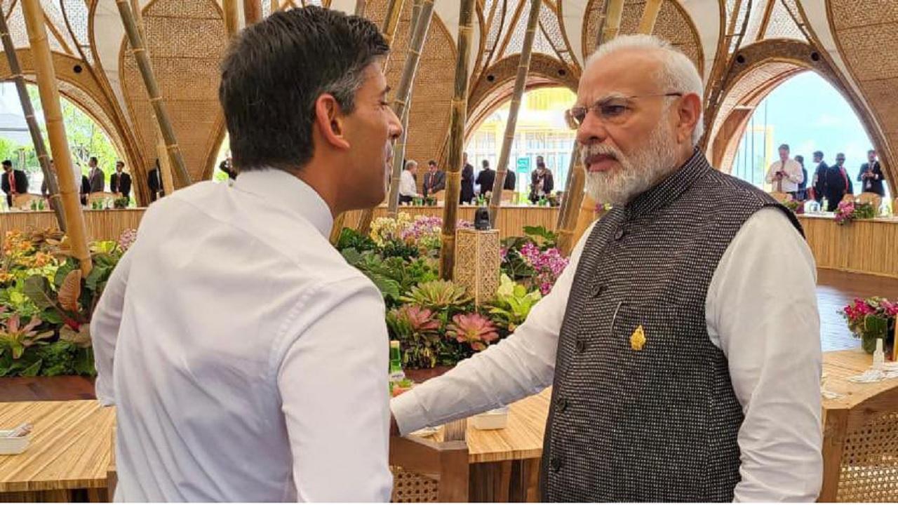 PM Modi interacts with Joe Biden, Rishi Sunak and Emmanuel Macron on sidelines of G20 summit