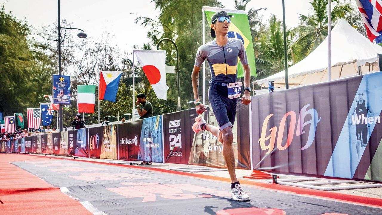 Cycling in 39 degrees Celsius, and running immediately after was a challenge for Garv Jain. Instead of spending two minutes to change shoes, he spent seven minutes to recuperate and get back on track