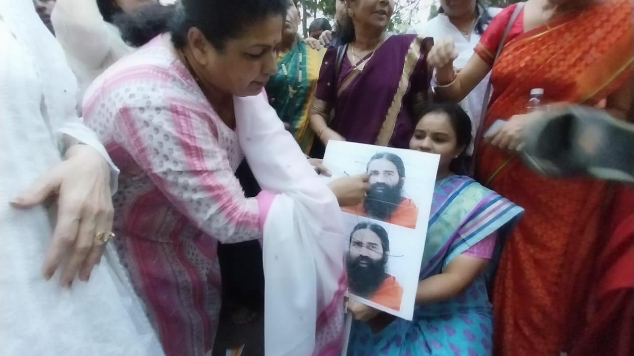 Congress workers protest against Baba Ramdev’s indecent remark on women