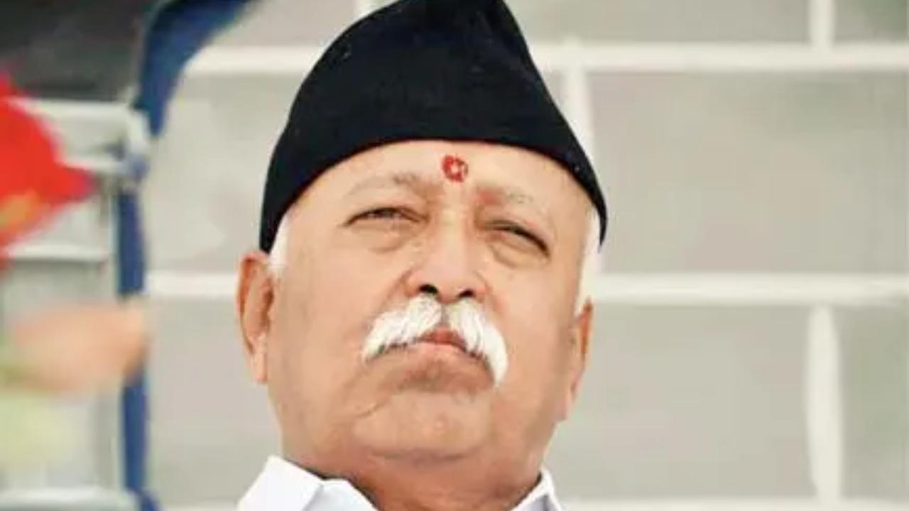 All people living in India are Hindus: Mohan Bhagwat