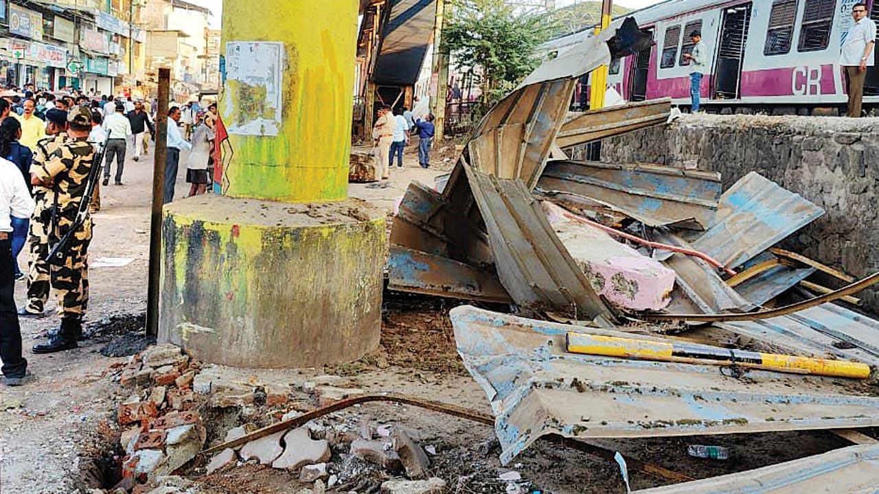 Obstacles removed, Badlapur platform work gathers steam