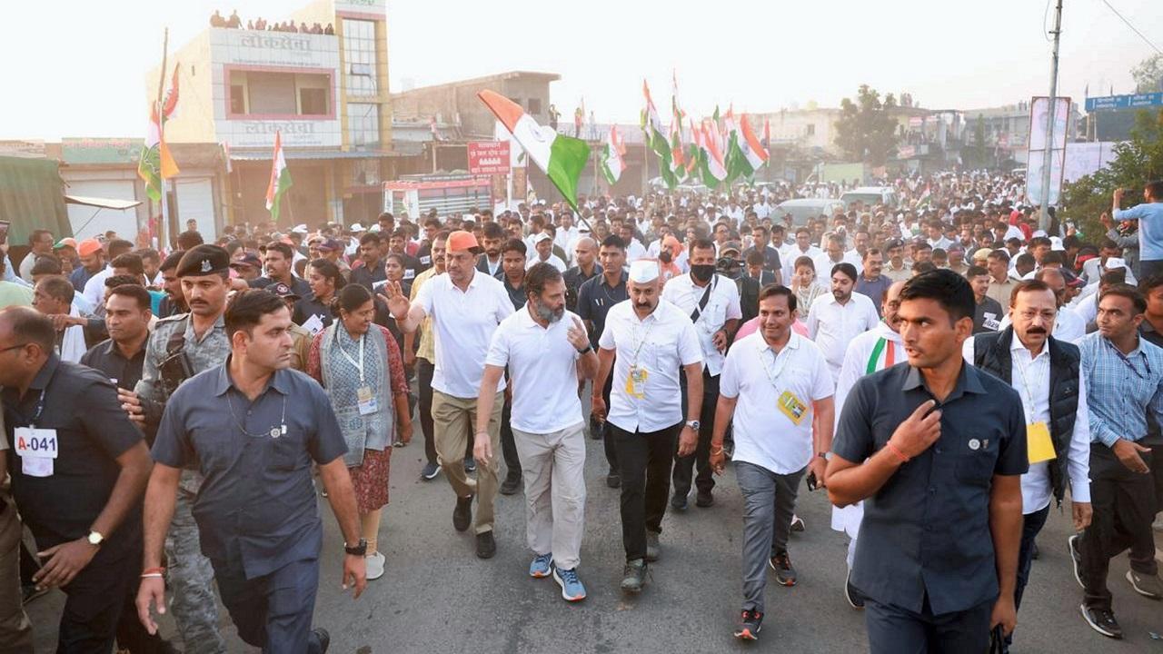 Rahul Gandhi's Bharat Jodo Yatra heads for Washim in Maharashtra