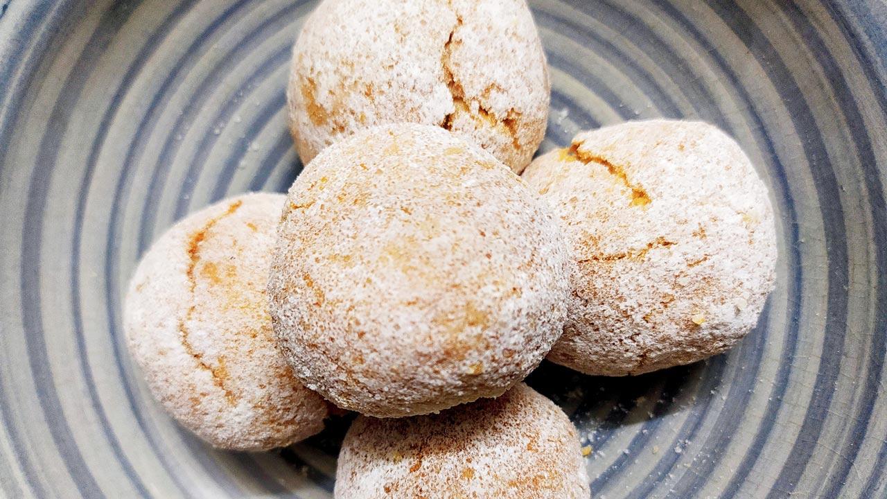 3. Amaretti (Rs 450): The delicate macaroon-like biscuits are moreish and light, like a chewy naan-khatai