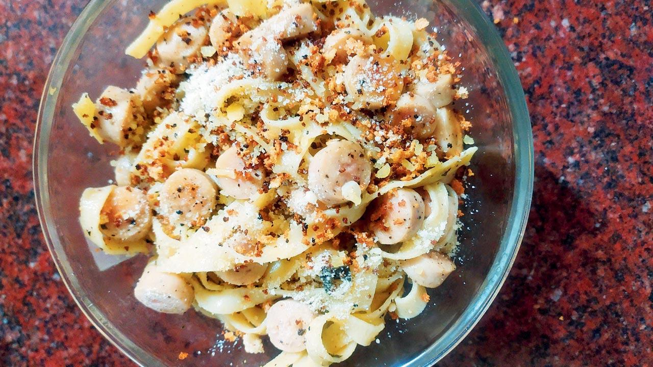5. Tagliatelle (Rs 300 onwards) and burro e salvia (Rs 90; 50 g): We tossed this flat ribbon pasta in the sage-infused butter, garlic and sausages for a light, aglio-olio-style dinner, topping it off with parmesan. We were happy to note that despite turning cold, the pasta, unlike store-bought ones, doesn’t turn clumpy at all