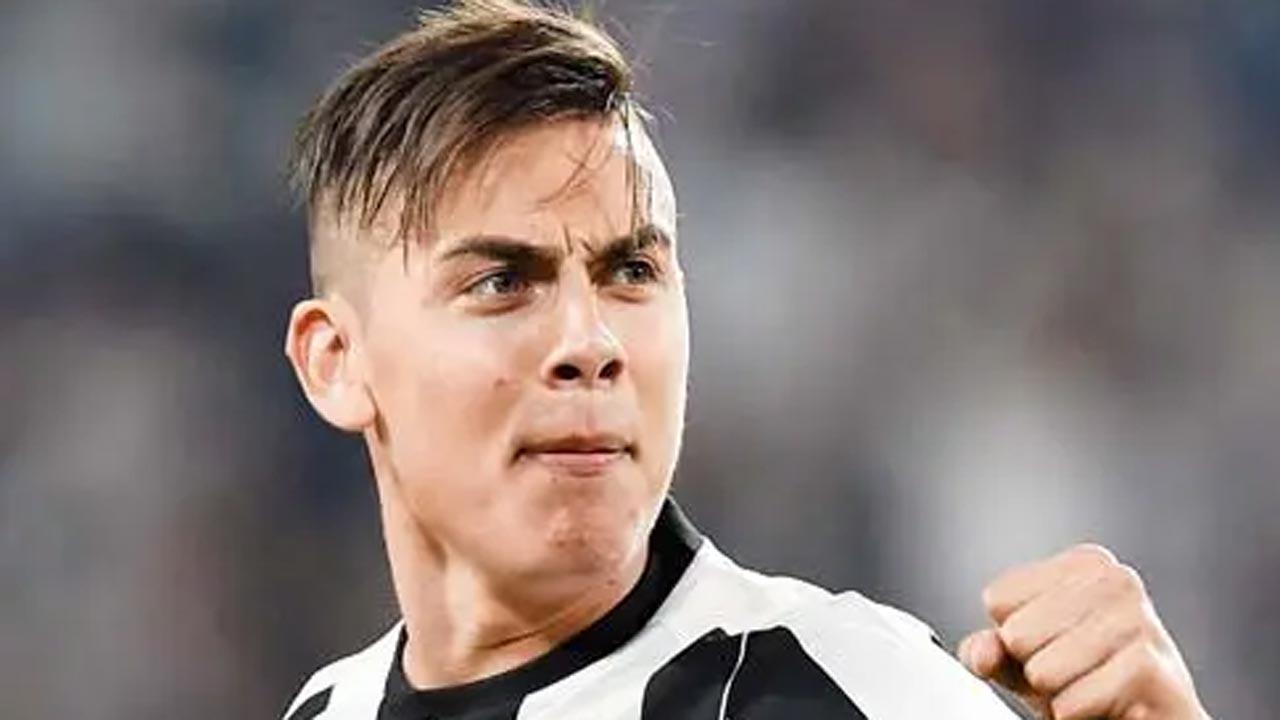 Argentina include Dybala in World Cup squad