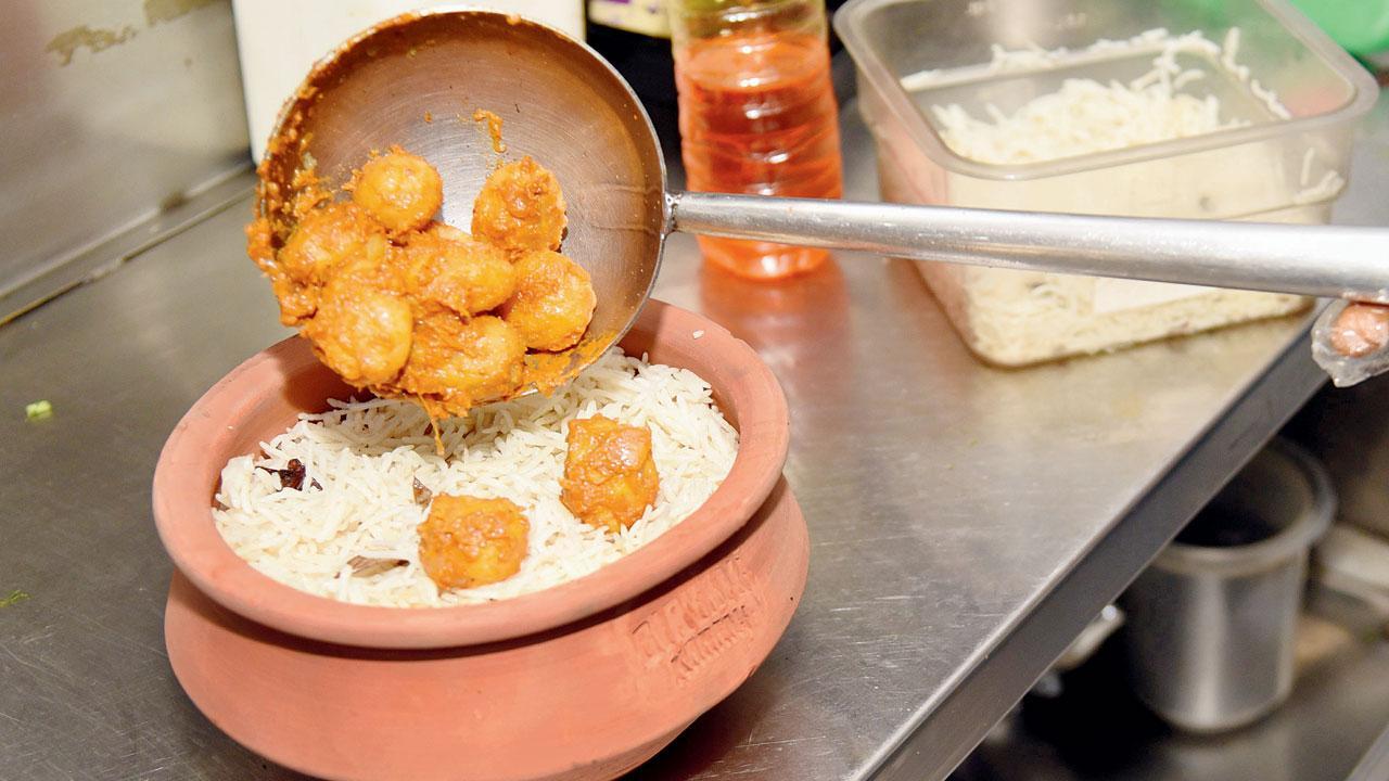 Why more food delivery kitchens are serving their food in clay vessels