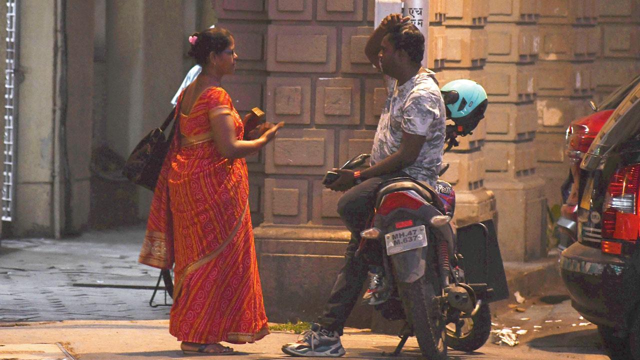 Kadak gang member Hemlata Chaurasiya in conversation with the correspondent. File pic/Ashish Raje