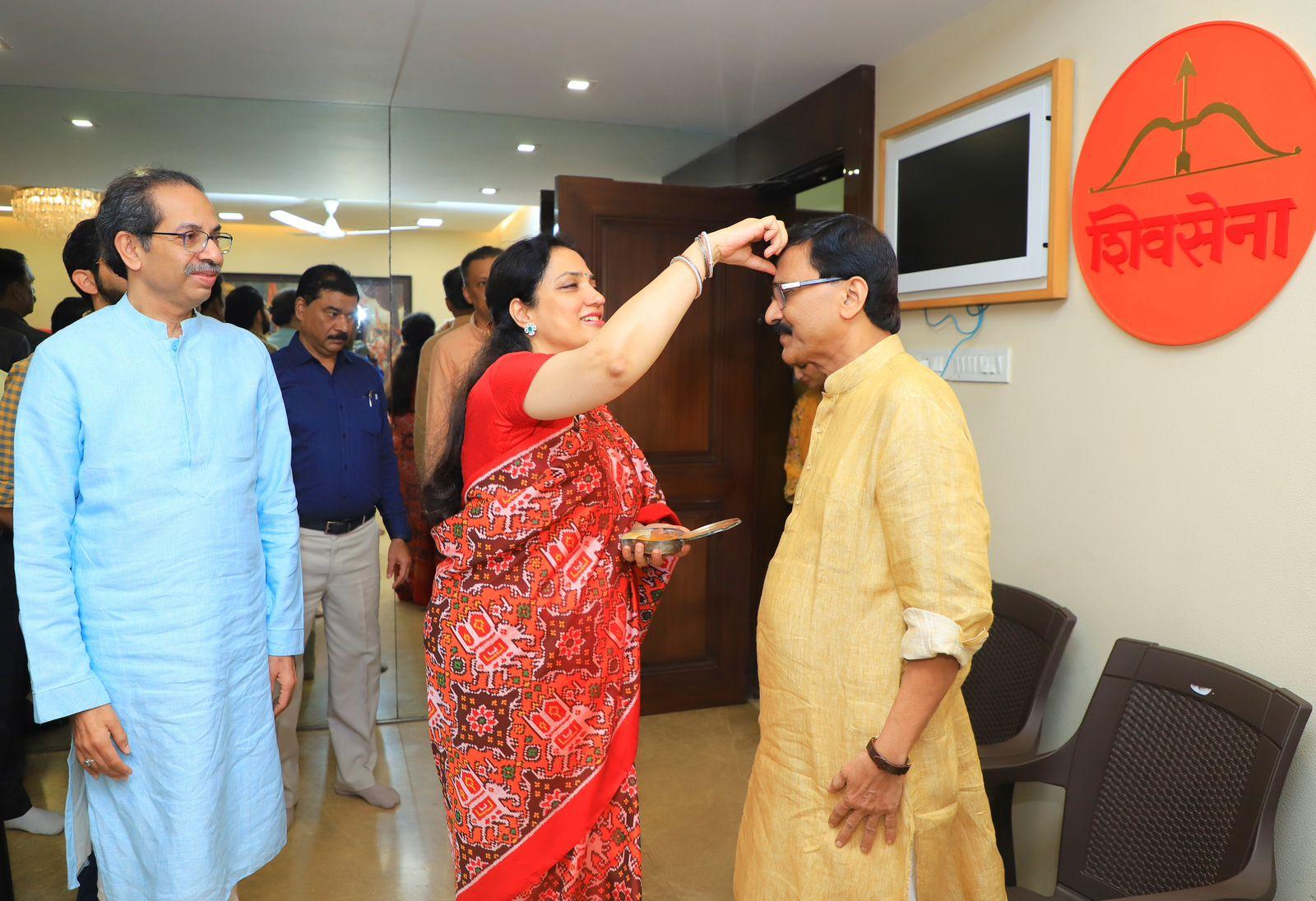 Talking to reporters earlier in the day, Raut said former state chief minister Uddhav Thackeray stood by his family members while he was in jail