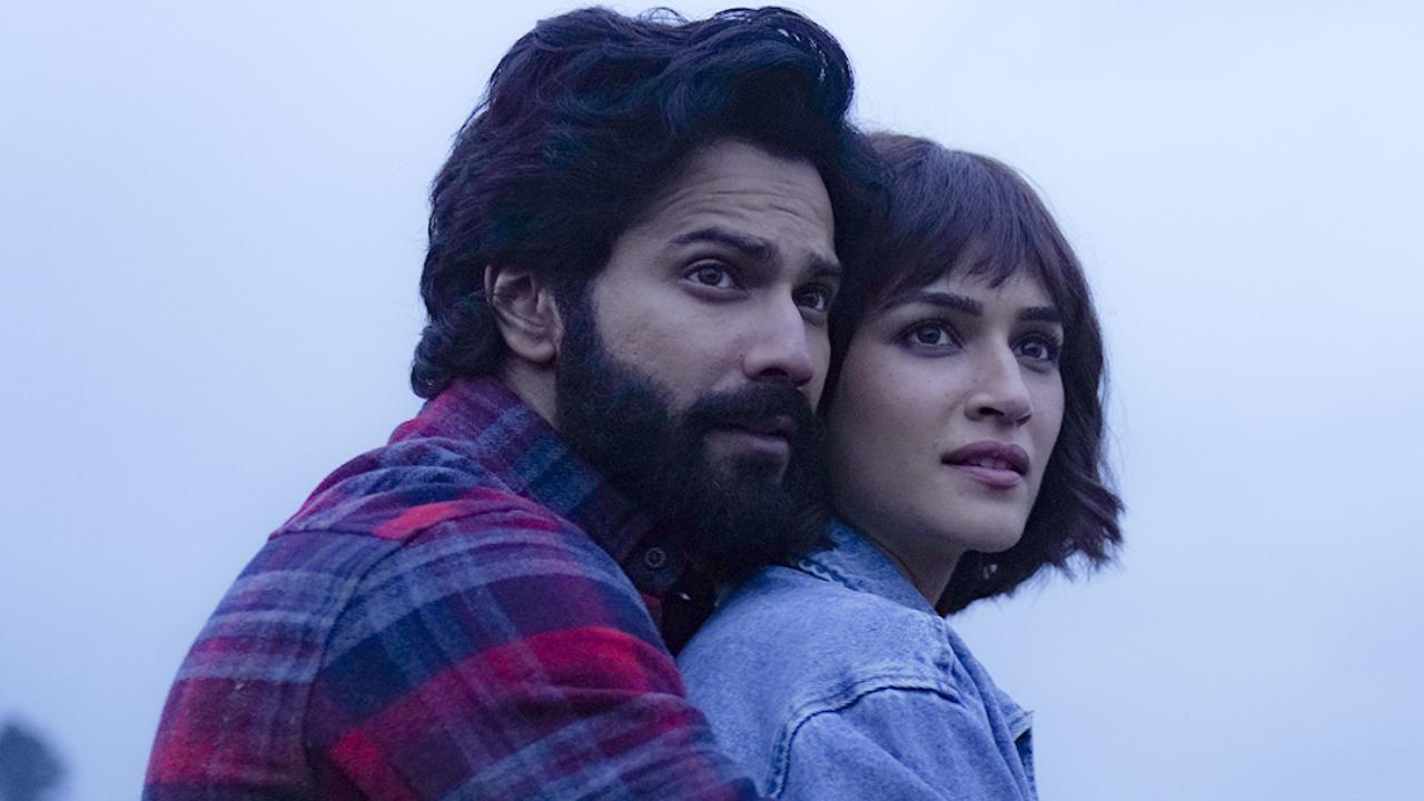 Box Office: Varun Dhawan-starrer 'Bhediya' sees massive dip on first Monday