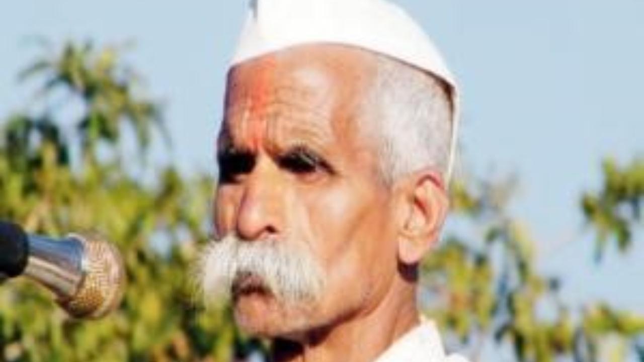 Sambhaji Bhide refuses to talk to female journalist as she wasn't wearing 'bindi'
