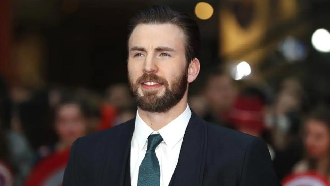 Chris Evans's mom says his friends will 'give him grief' for 'Sexiest Man Alive'