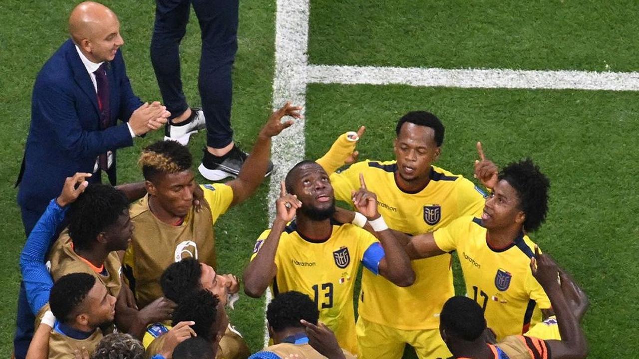 Meanwhile, Qatar fans were disappointed after their team’s 0-2 defeat to Ecuador in the FIFA World Cup-opening match at Al Bayt Stadium on Sunday.
 