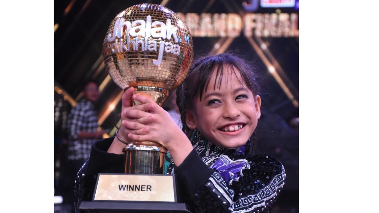 Gunjan Sinha and Tejas Verma emerge as the winners of 'Jhalak Dikhhla Jaa 10'