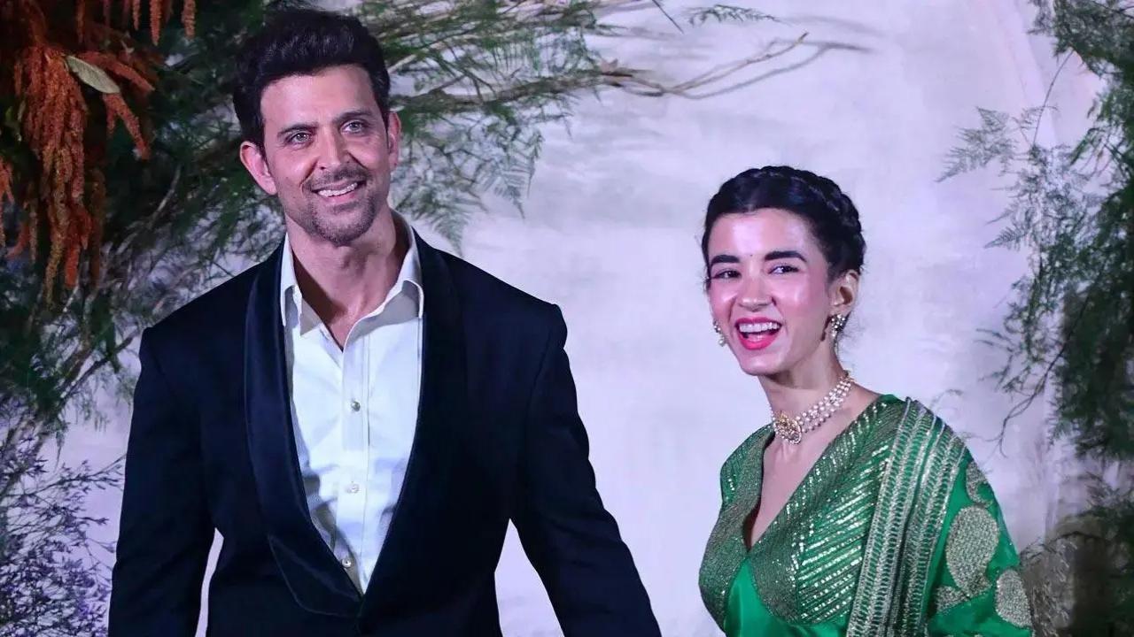 Hrithik Roshan dismisses reports of moving in with Saba Azad