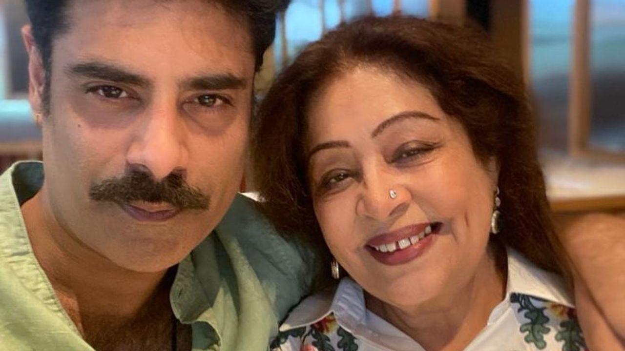 Kirron Kher
Immediately after Kirron Kher got diagnosed with cancer, hubby Anupam Kher took to social media and posted this, 