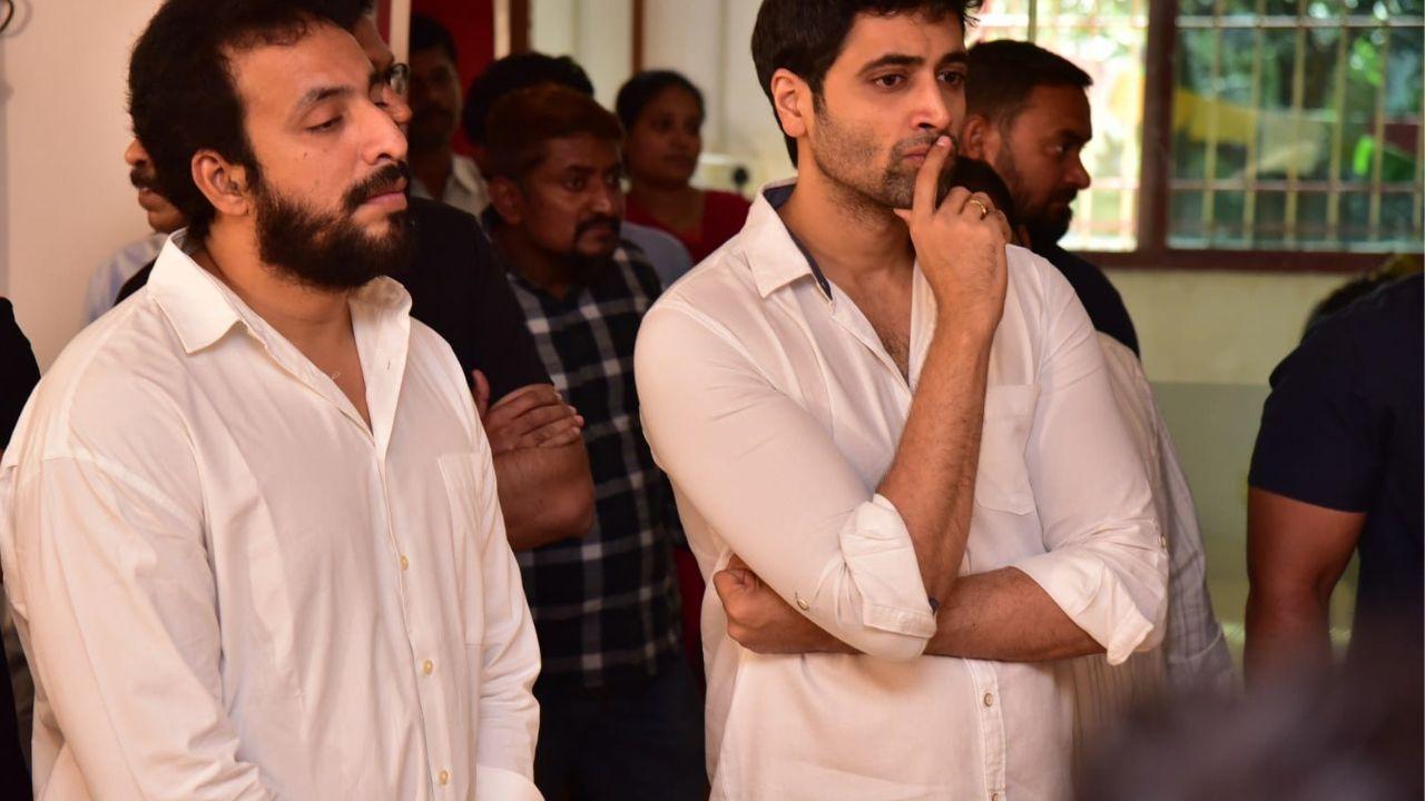 The 'Major' actor Adivi Sesh paying his last respects to the late actor. 