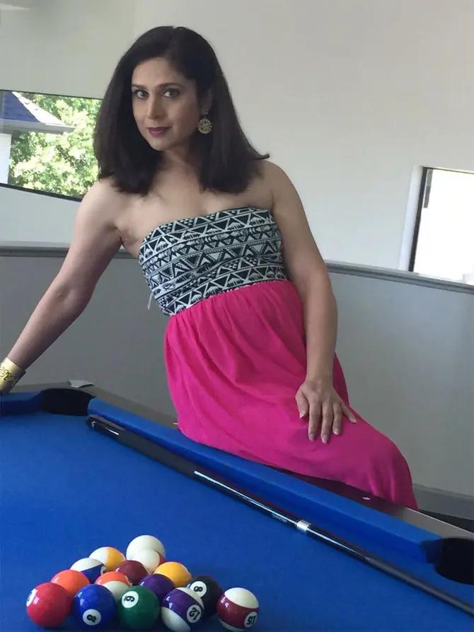 Meenakshi Seshadri's birth name is Shashikala Seshadri.