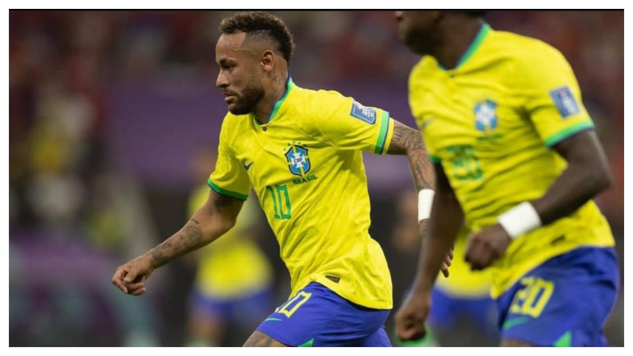 Neymar to play on at World Cup despite injury: Brazil coach Tite