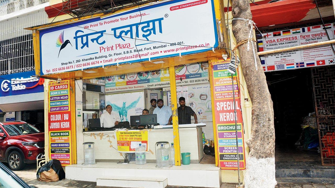SC orders stay on BMC action over Marathi signboards