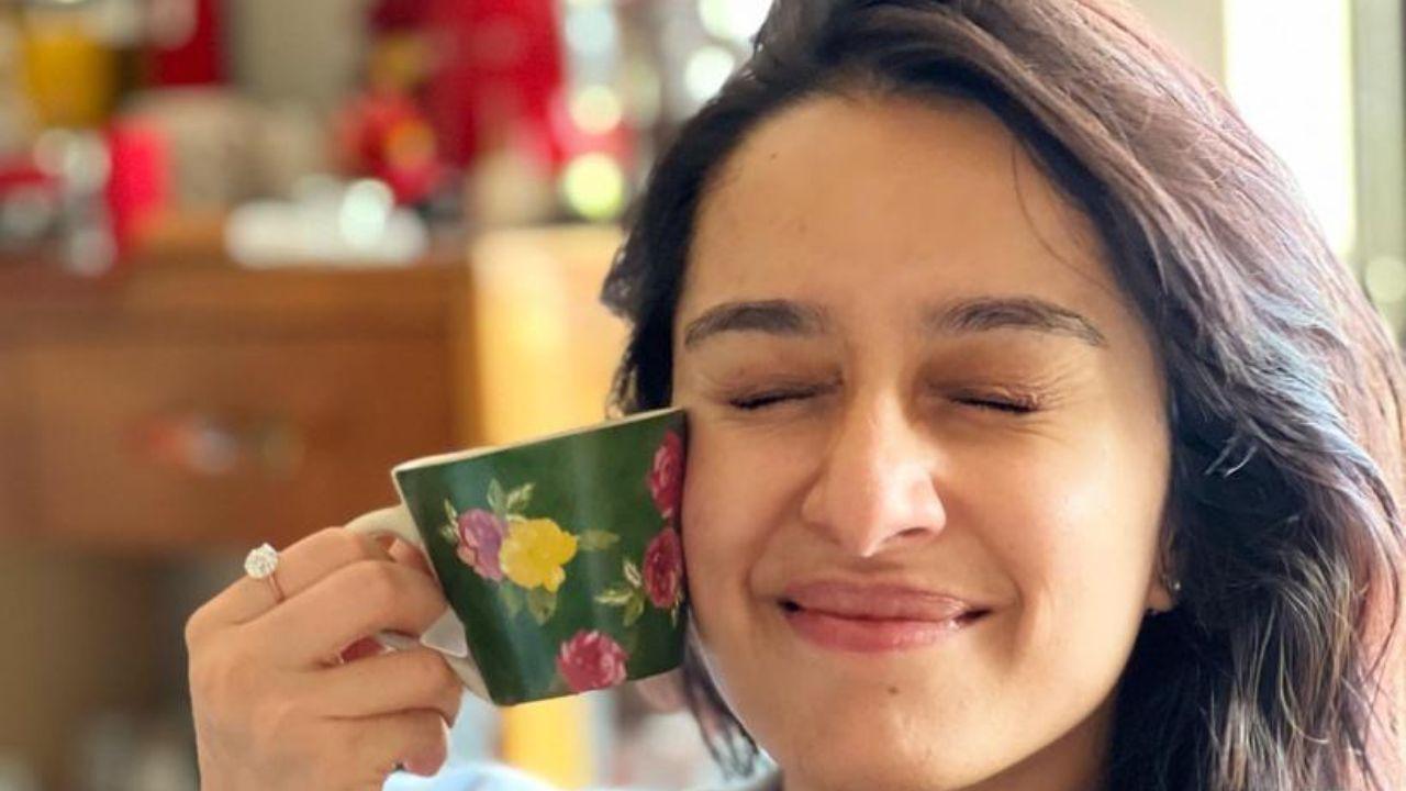 Shraddha Kapoor celebrates the milestone of 75 Million followers on Instagram. Full Story Read Here