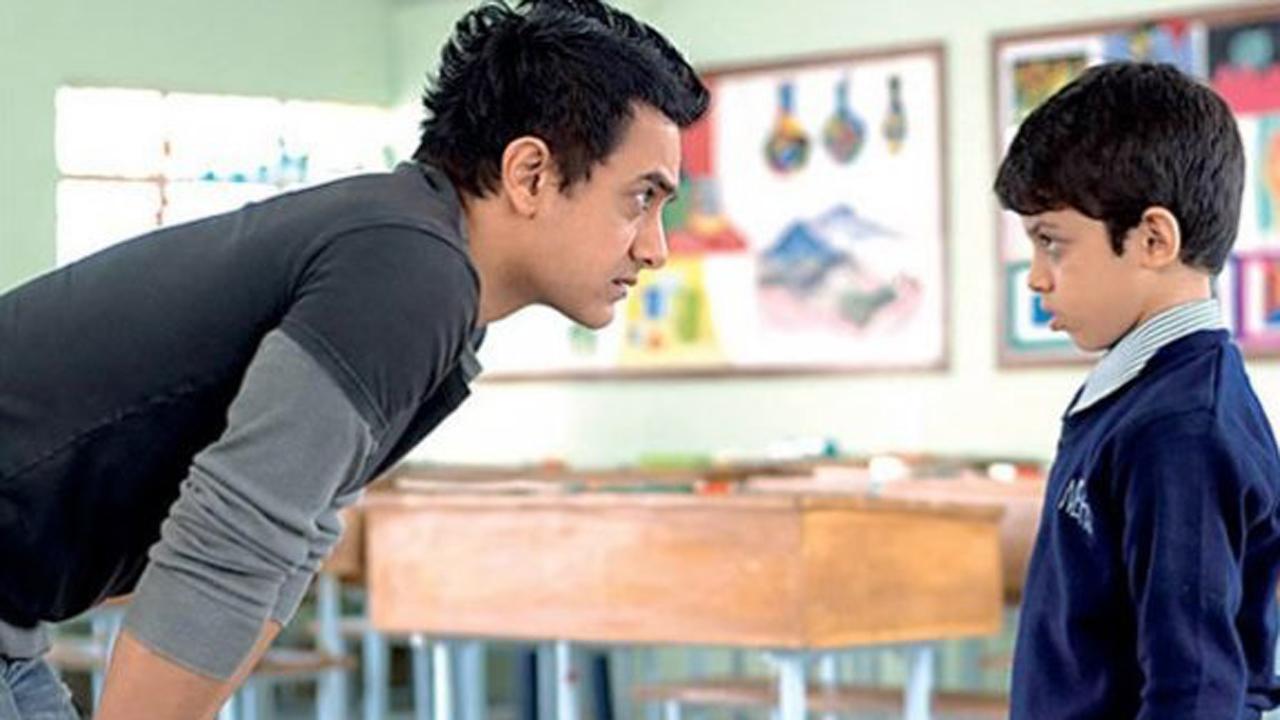 'Taare Zameen Par' is the story of Ishaan, whose parents send him to a boarding school due to his poor academic performance. A teacher Ram Shankar Nikumbh played by Aamir Khan, suspects that he is dyslexic and the film goes on to tell the heartwarming story of how Ishaan flourishes under Nikumbh's guidance. The film won over the critics as well as the audience.