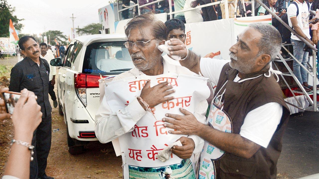 Ramchandra Chauhan, who has a cement shop in Ujjain, first learnt about the yatra on the Internet. He says he hasn’t eaten for days on end, and has been sleeping on the roads. “[But] I am determined to not quit. I want to join Rahul ji till Kashmir. But, if it gets unbearable, I will have to return,” he says