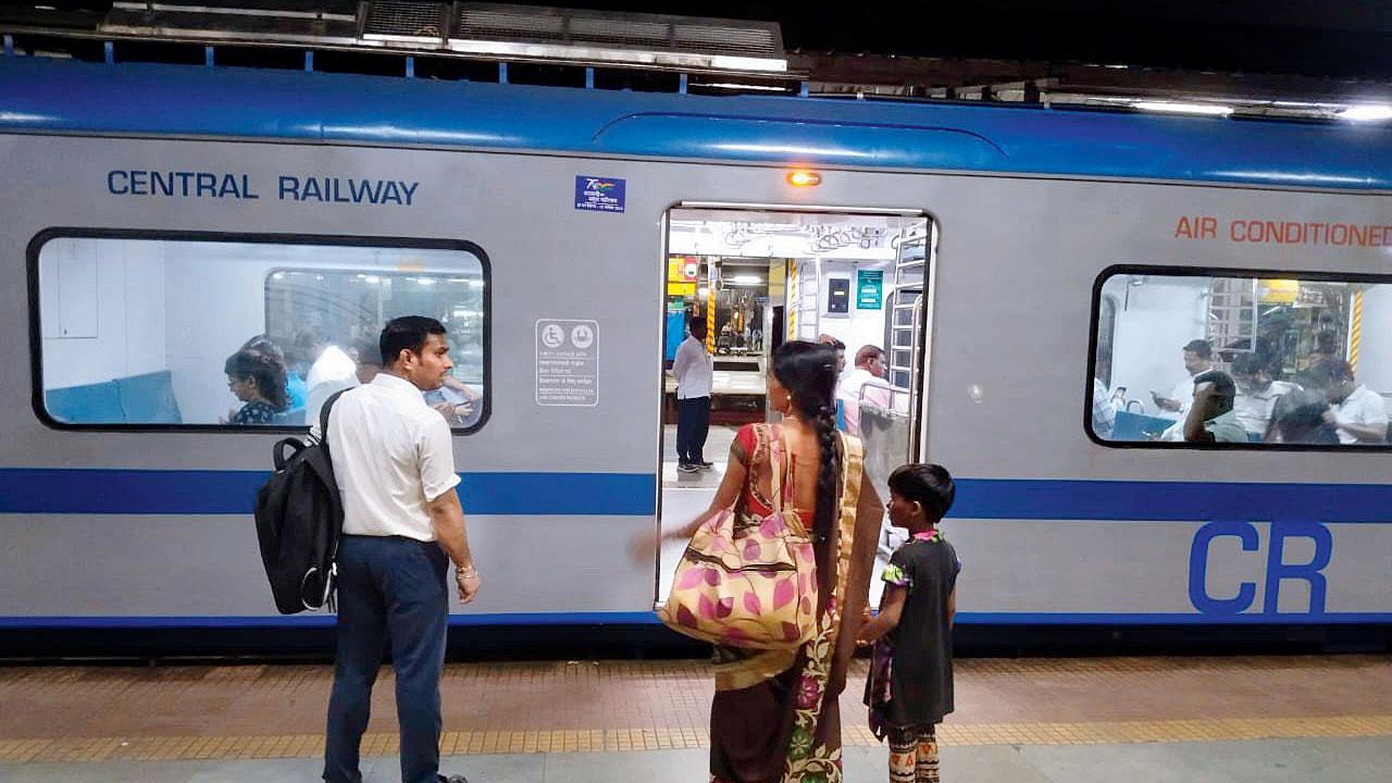 CR commuters have demanded more ticket checking on AC locals