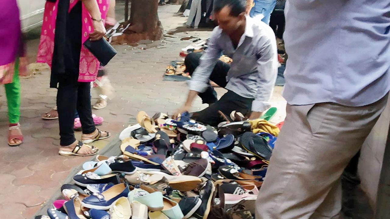 Scene on N G Acharya Marg before the confrontation
