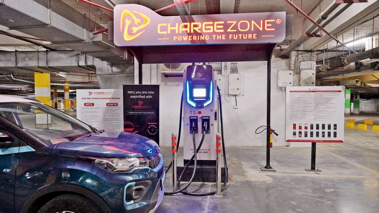 Maharashtra government issues SOP for charging e-vehicles