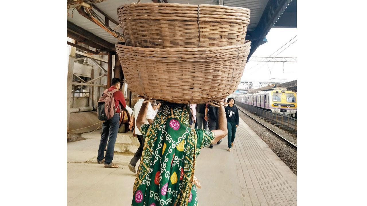 Mumbai: Barred from luggage compartment, fisherfolk to approach Bombay High Court