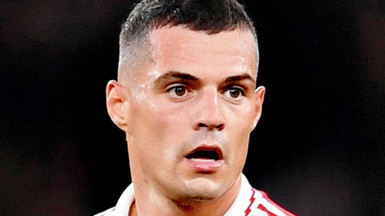 Arsenal reach Europa League knockouts
