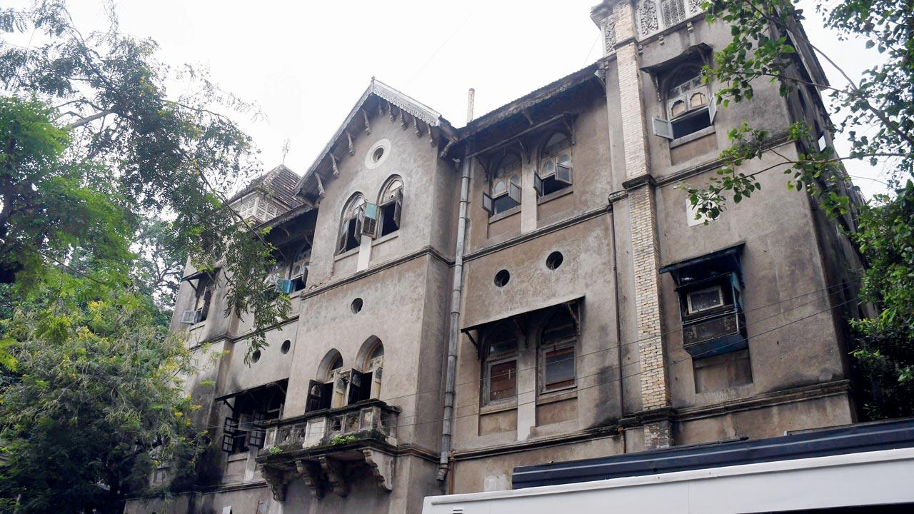 The Bombay Parsi Punchayet is the custodian of the hospital