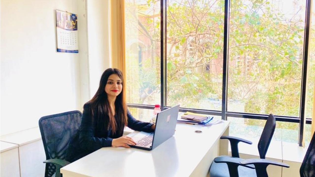 A Healthy Journey Of A Woman, From Chhattisgarh To Her Dream Town Mumbai.