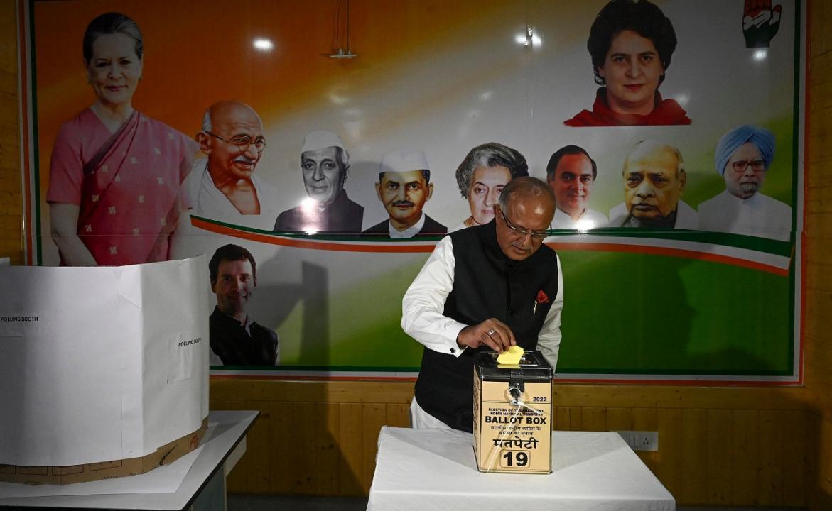 Congress president poll underway; 310 delegates from Kerala to cast vote