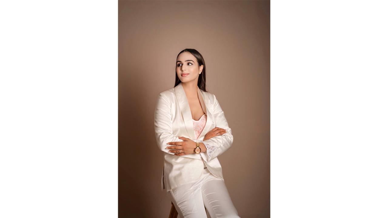 Redefining the concept of Makeup artistry with aesthetics and art! - Jaspreet Khosla