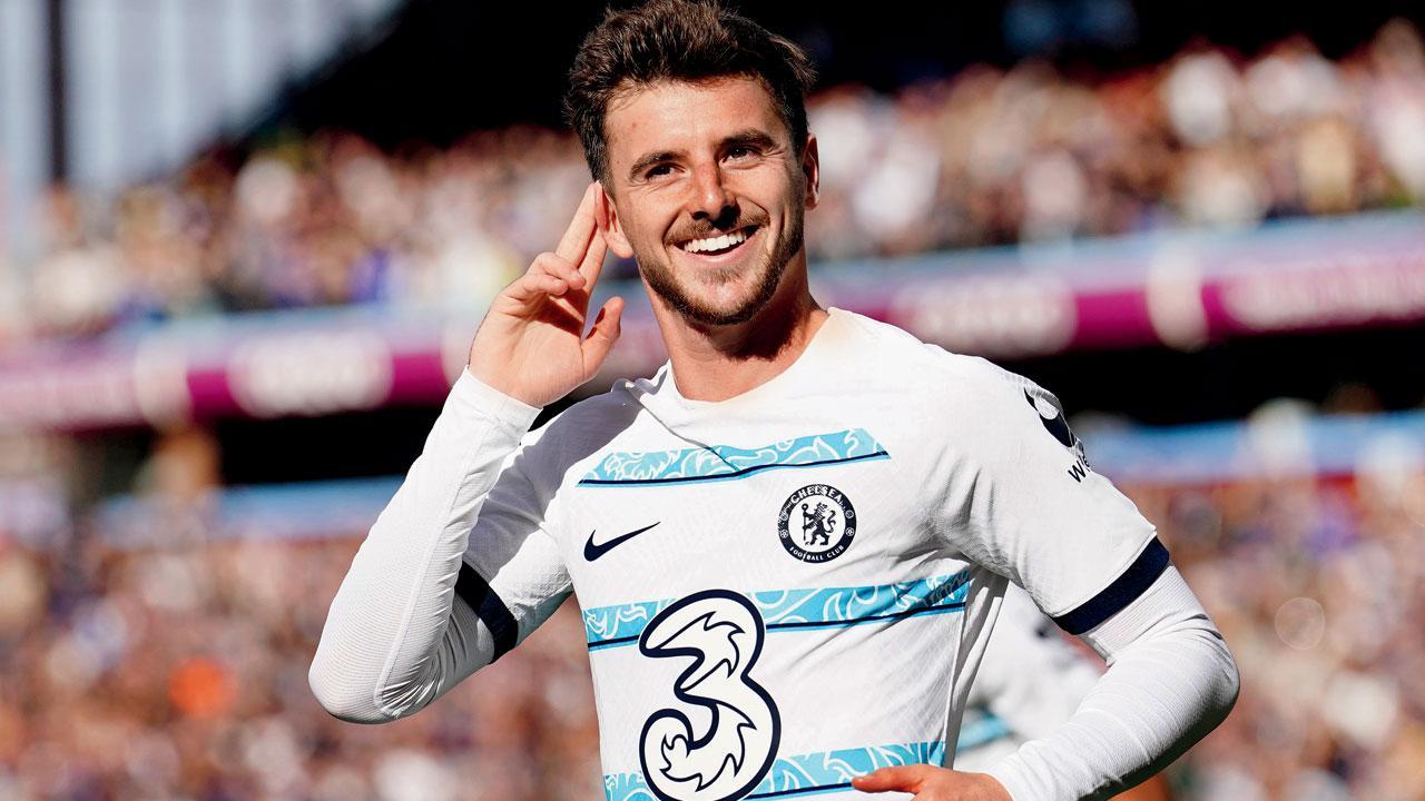 Blues cruise, Manchester Utd held 0-0 by Newcastle Utd