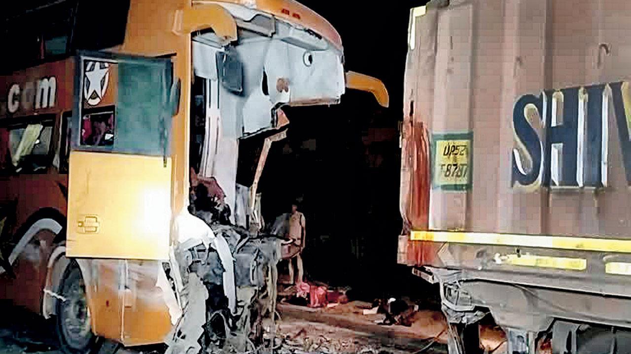 15 killed, 40 injured as UP-bound bus rams into truck in Madhya Pradesh