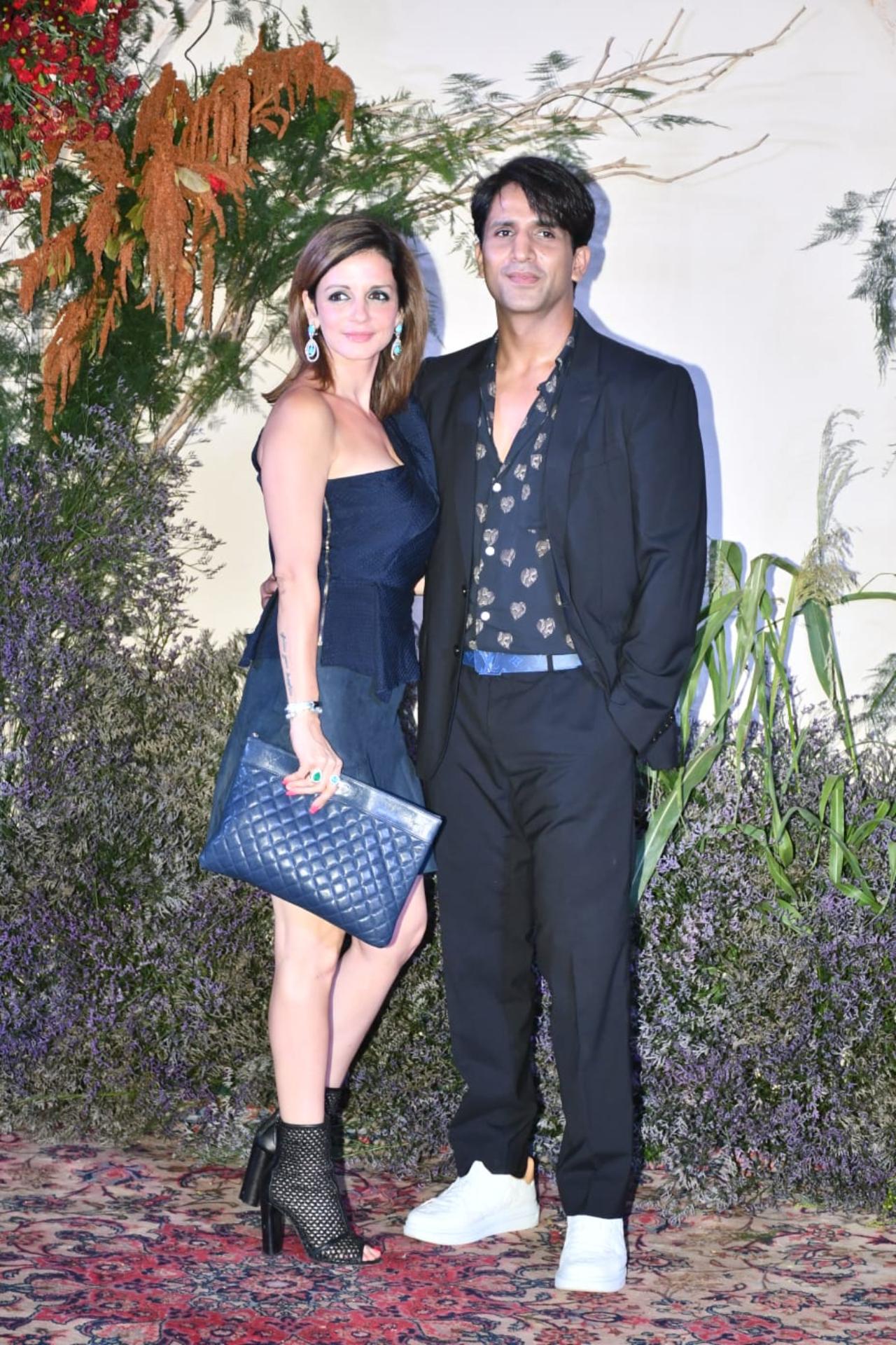Sussanne Khan was seen posing with Aly Goni for the paparazzi before the two headed in