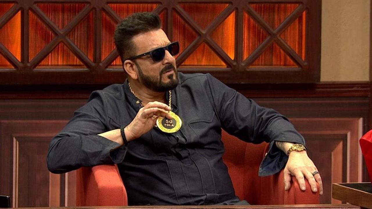 Riteish Deshmukh pokes fun at Sanjay Dutt about his 308 girlfriends Riteish Deshmukh pokes fun at Sanjay Dutt about his 308 girlfriends