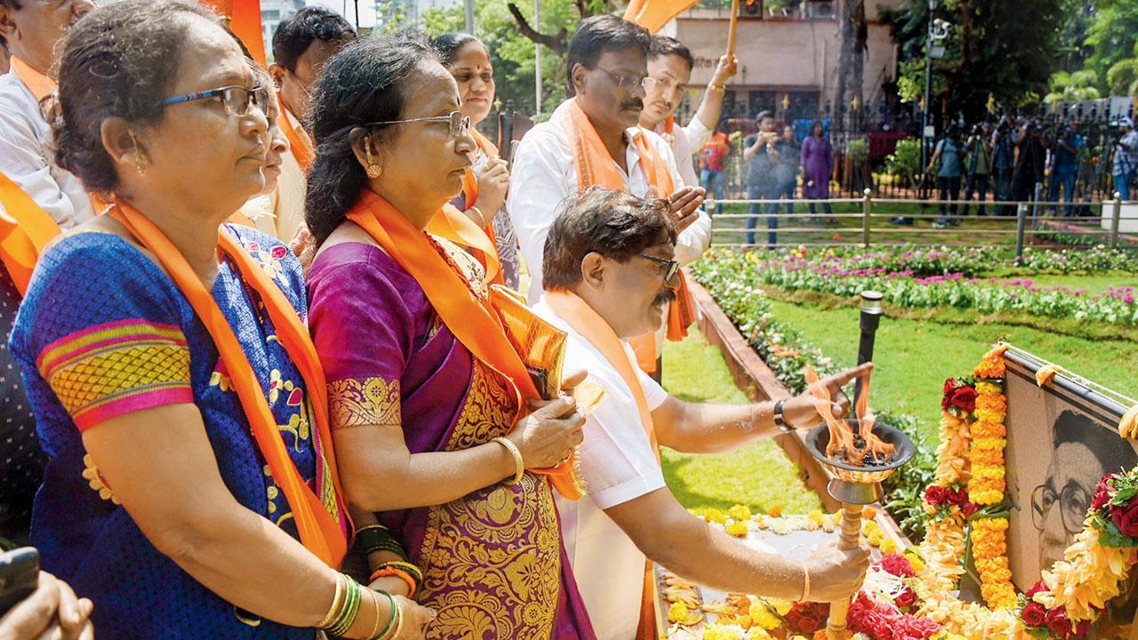 Maharashtra: Mashaal is symbolic of a revolution, says former Shiv Sena MLA Krishna Hegde