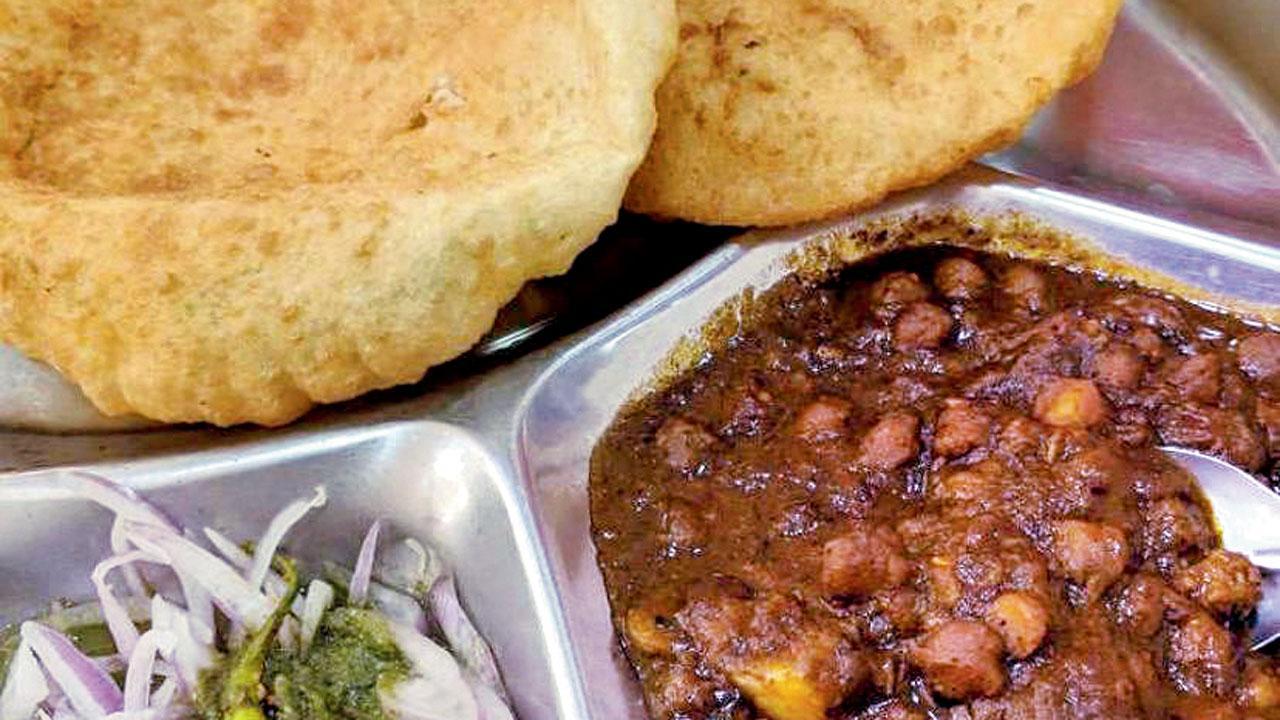 On the chhole trail: Local joints to sate your cravings for chhole bhature