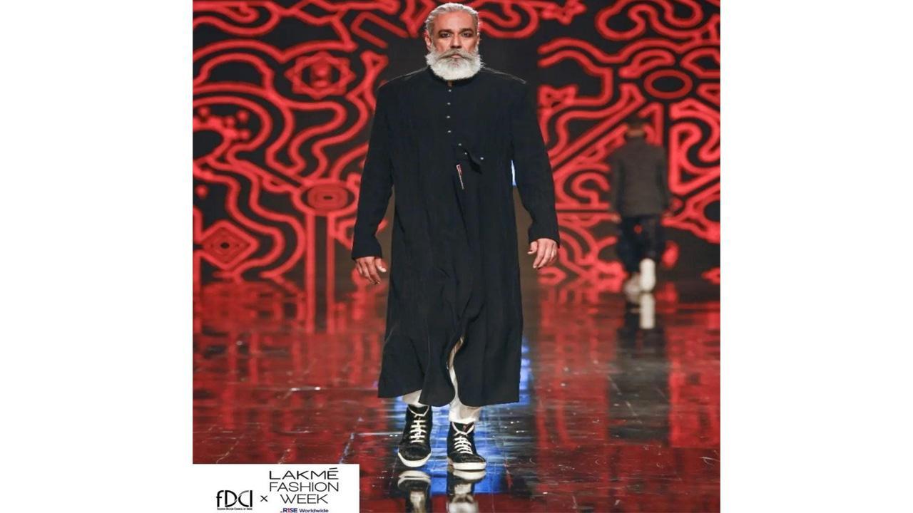 Meet Sudhir Padiyar, First veteran beared Model from Mumbai created waves  at Lakme fashion week