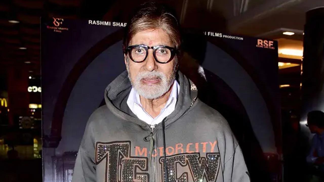 When Amitabh Bachchan crossed a ditch to see his crush