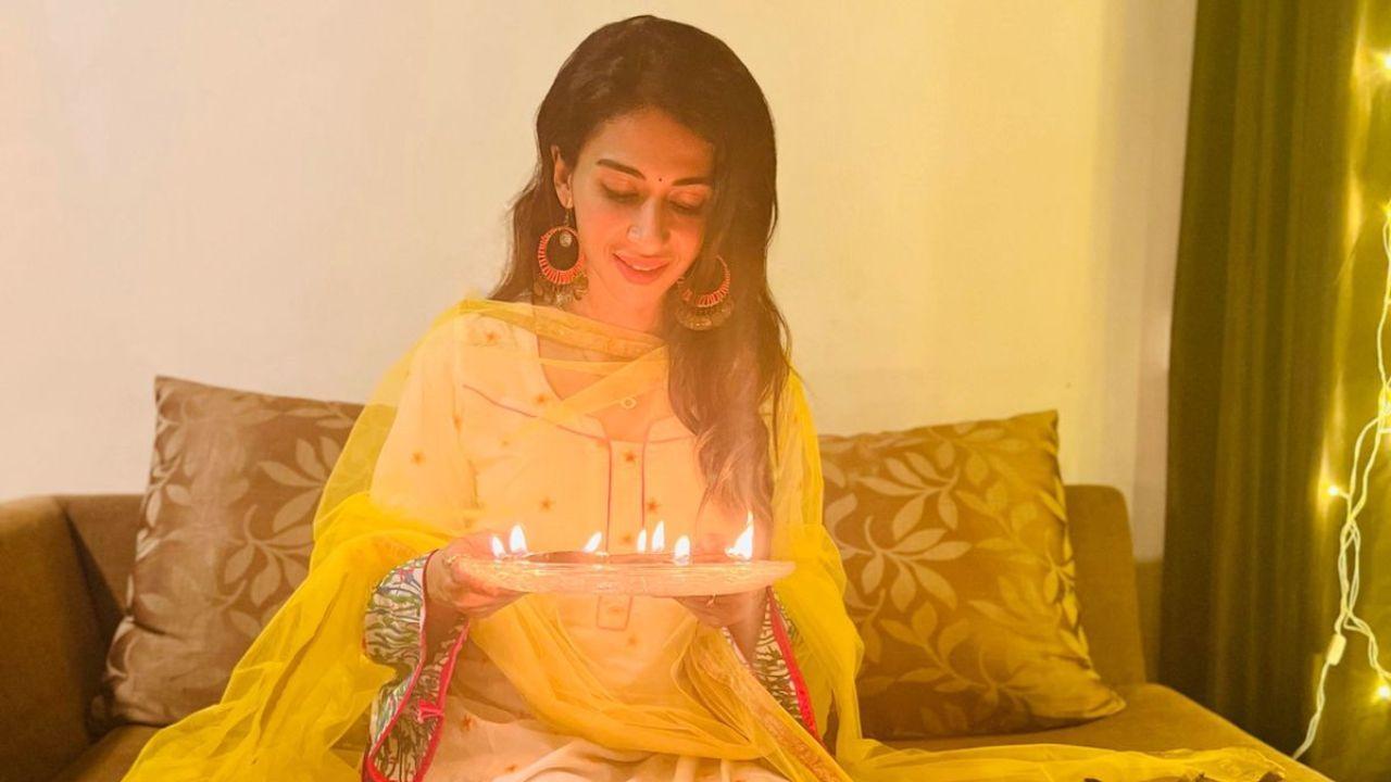 DIWALI 2022: I love gifting and receiving gifts during Diwali, says Gayathiri Iyer 