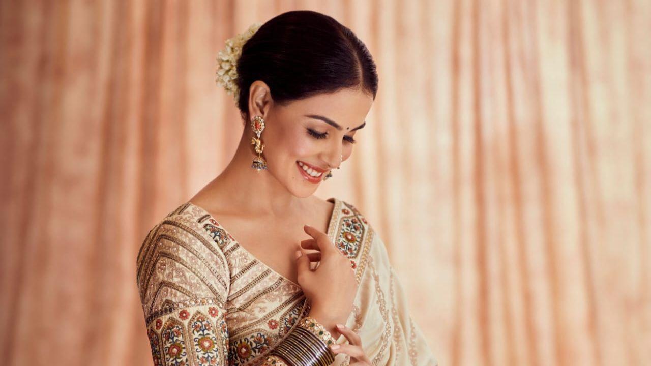 DIWALI 2022: The best Diwali gift ever given to me is the luxury of having a family under one roof, says Genelia Deshmukh