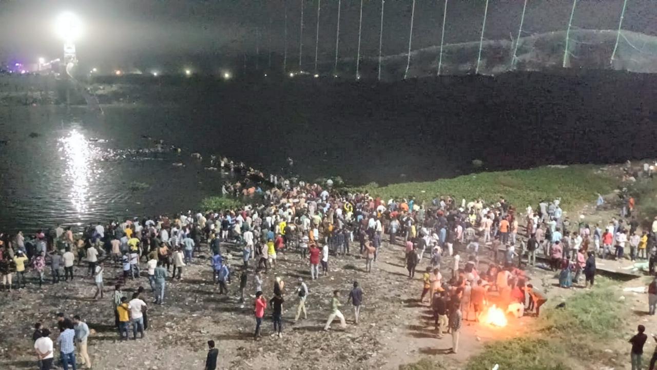 Morbi bridge collapse: Criminal complaint lodged against contractor, agency