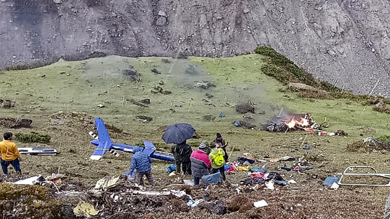 Seven killed as helicopter crashes near Kedarnath