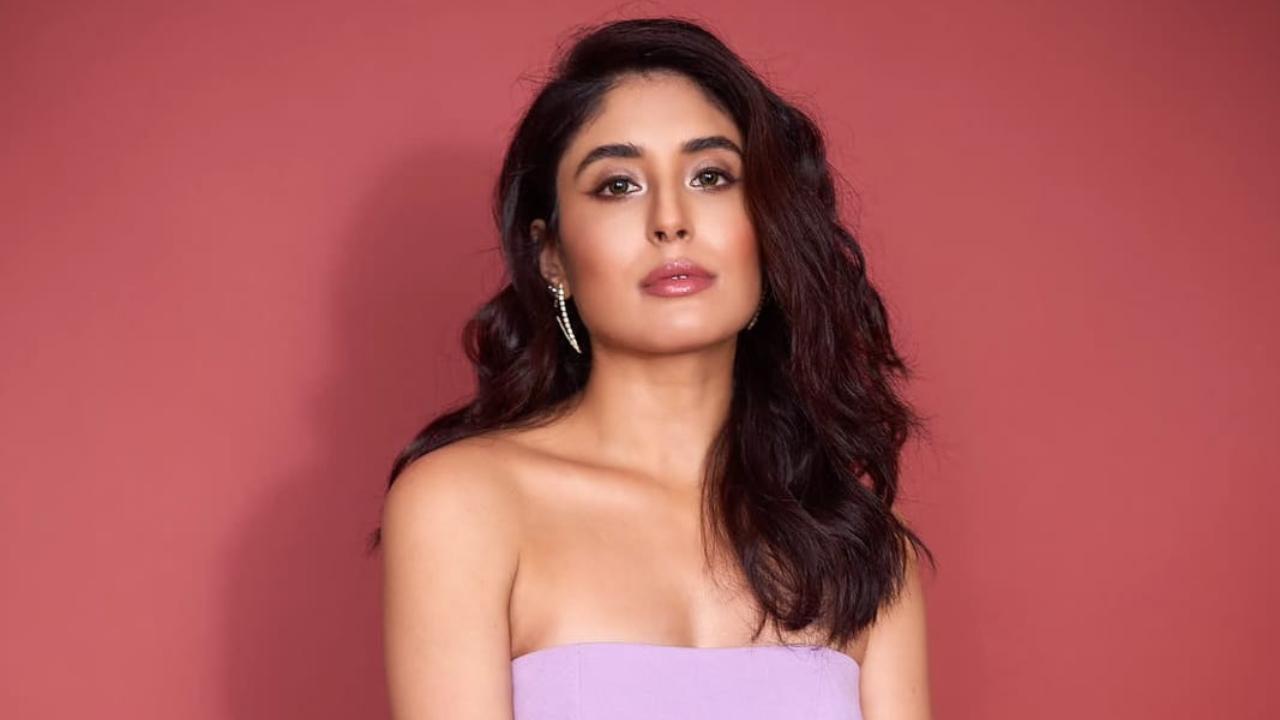 Kritika Kamra to star opposite Pratik Gandhi in Netflix show 'For Your Eyes Only'