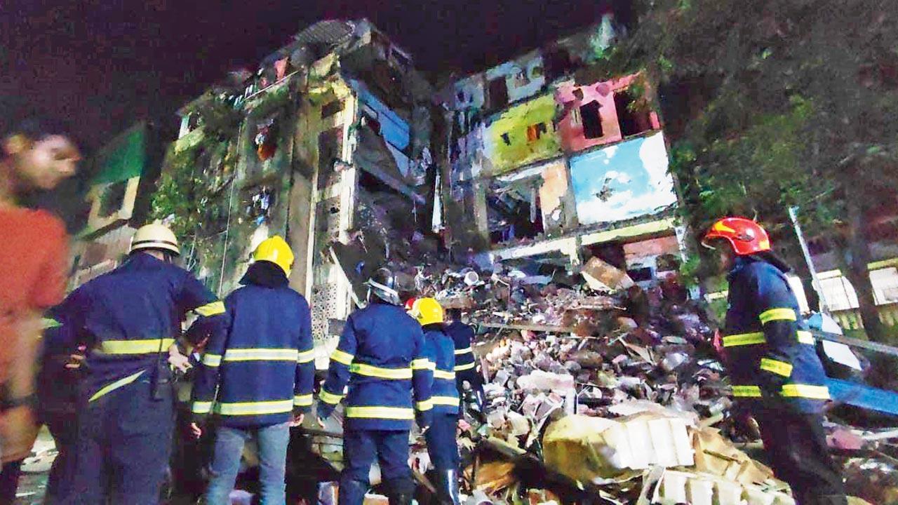 Man on call with wife dies in Navi Mumbai building collapse